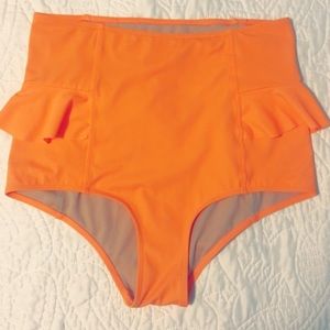 KJ women’s side ruffle